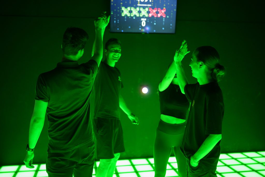 pxiel player spieler fun activ